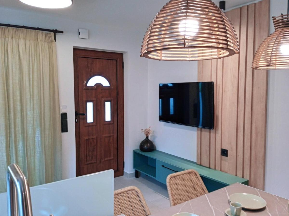 Q Luxury Rooms Paleros Exteriér fotografie